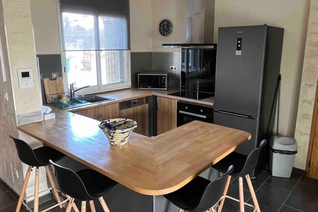 Saint-Laurent D'Aigouze : Appartement Avec Jardin المظهر الخارجي الصورة